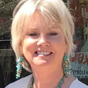 Meet your Posher, Linda